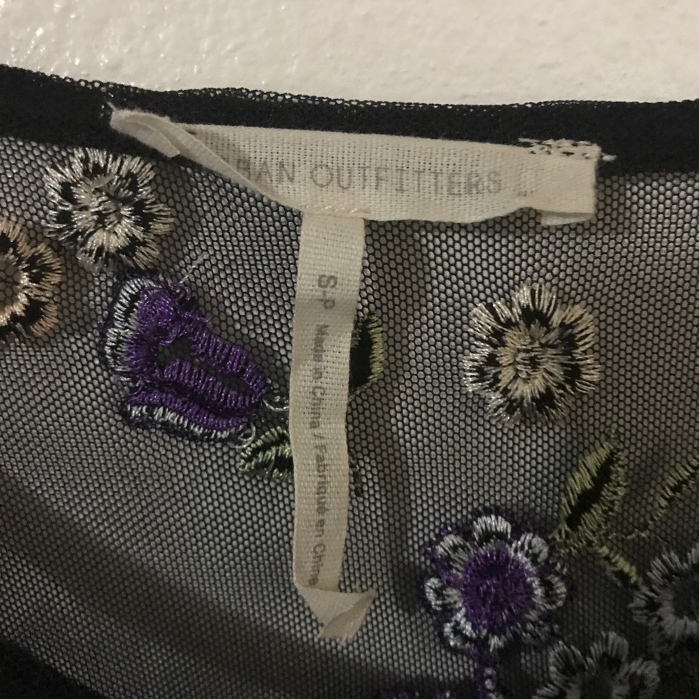 Urban outfitters sheer top - Picture 4 of 5